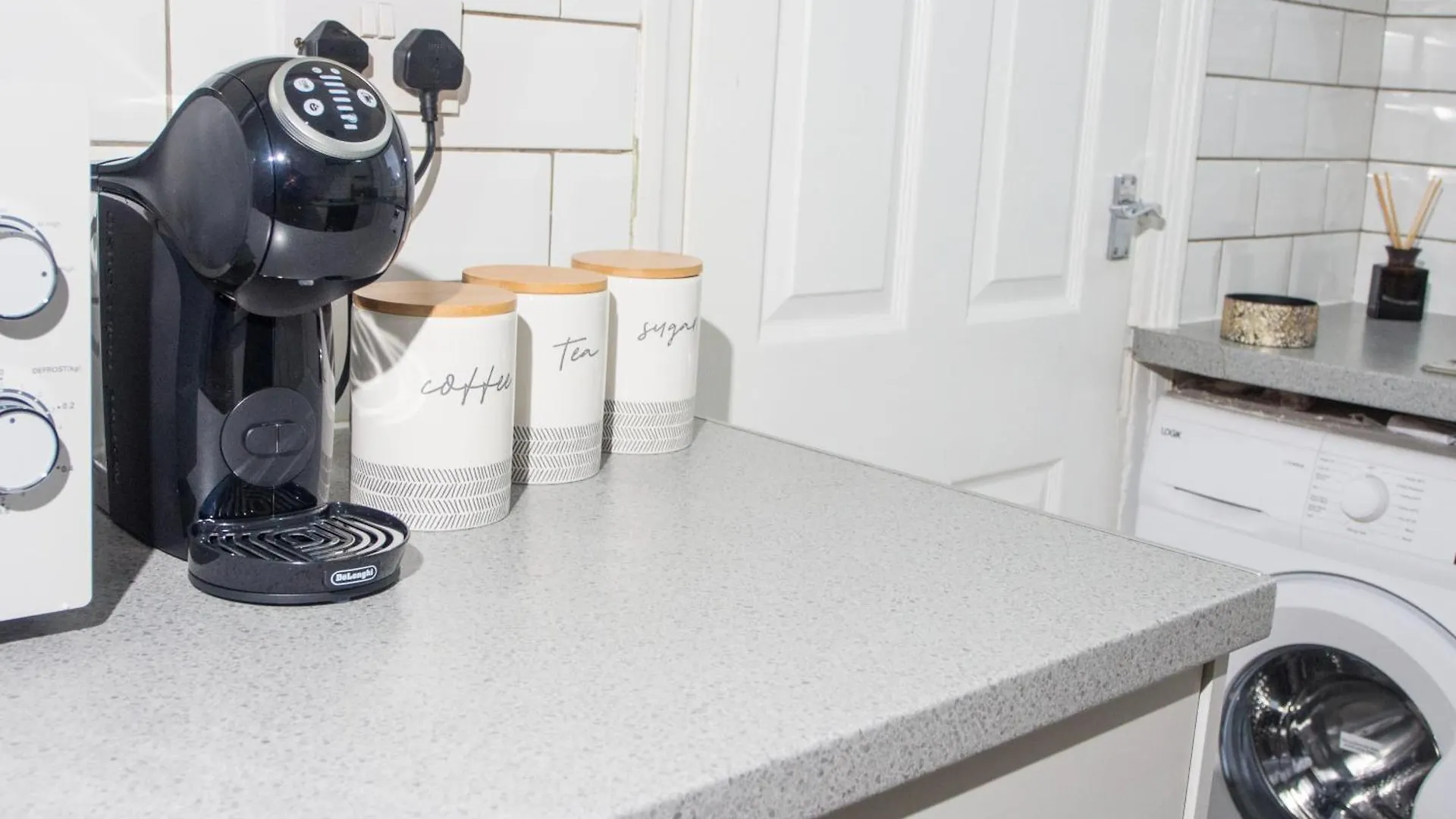 Modern 6-Bed Home Near Leeds City Centre 0*, Leeds (West Yorkshire) Wielka Brytania